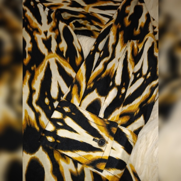 Jones New York abstract pattern blouse size "XL". - Picture 3 of 8